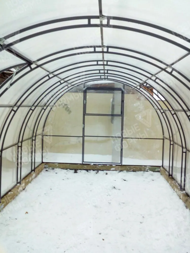 Фото к отзыву: Отзыв о теплице Кремлевская Премиум 6м, поликарбонат Сибирские теплицы
