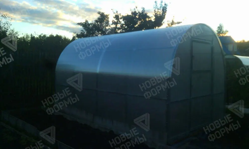 Фото к отзыву: Отзыв о теплице Богатырь Цинк 4*2.5м, поликарбонат Полигаль (7)