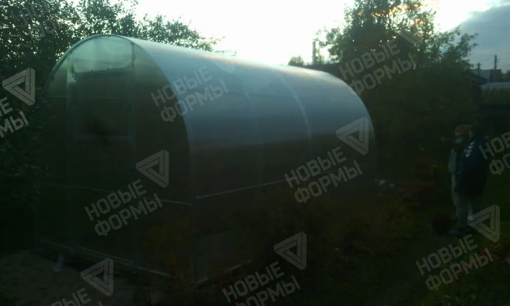 Фото к отзыву: Отзыв о теплице Богатырь Цинк 4*2.5м, поликарбонат Полигаль (8)