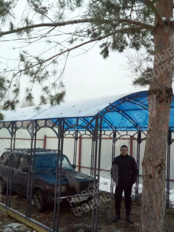 Фото к отзыву: Навес из поликарбоната 6м*3.5м (СПК Синий 4мм). Брусовый фундамент, Грунтозацепы (3)